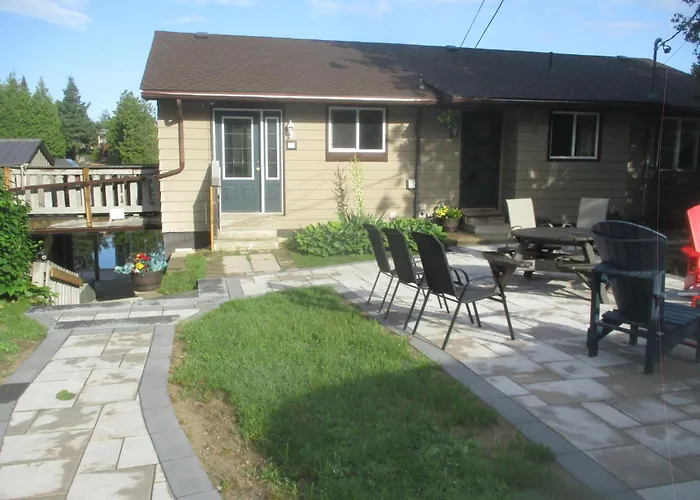 Sauble River Marina And Lodge Resort